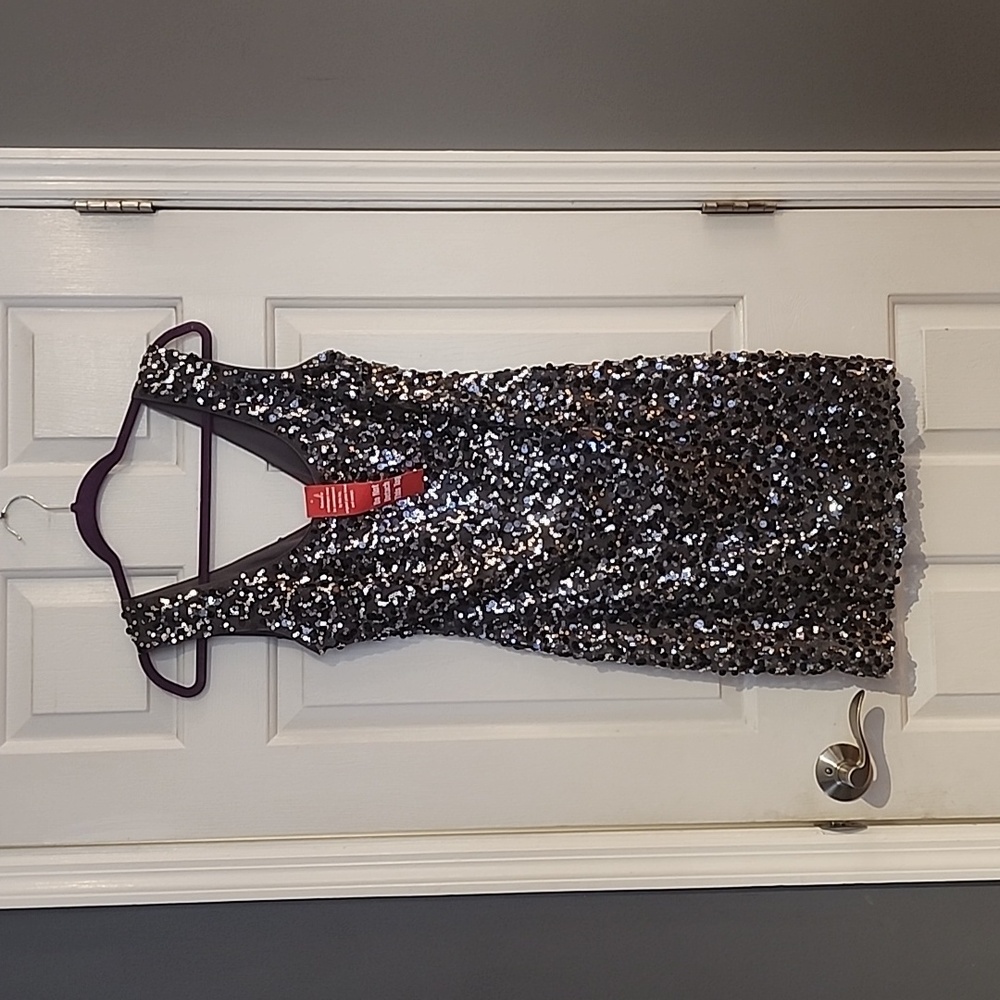 NWT Guess Sequinned Cocktail Dress